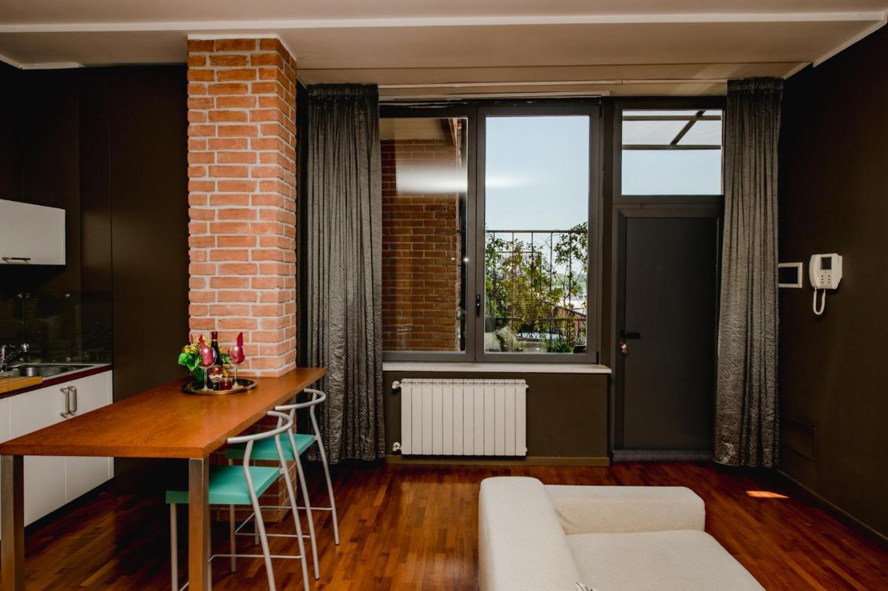 Airport The Fan Loft Near Linate Airport+duomo Appartamento