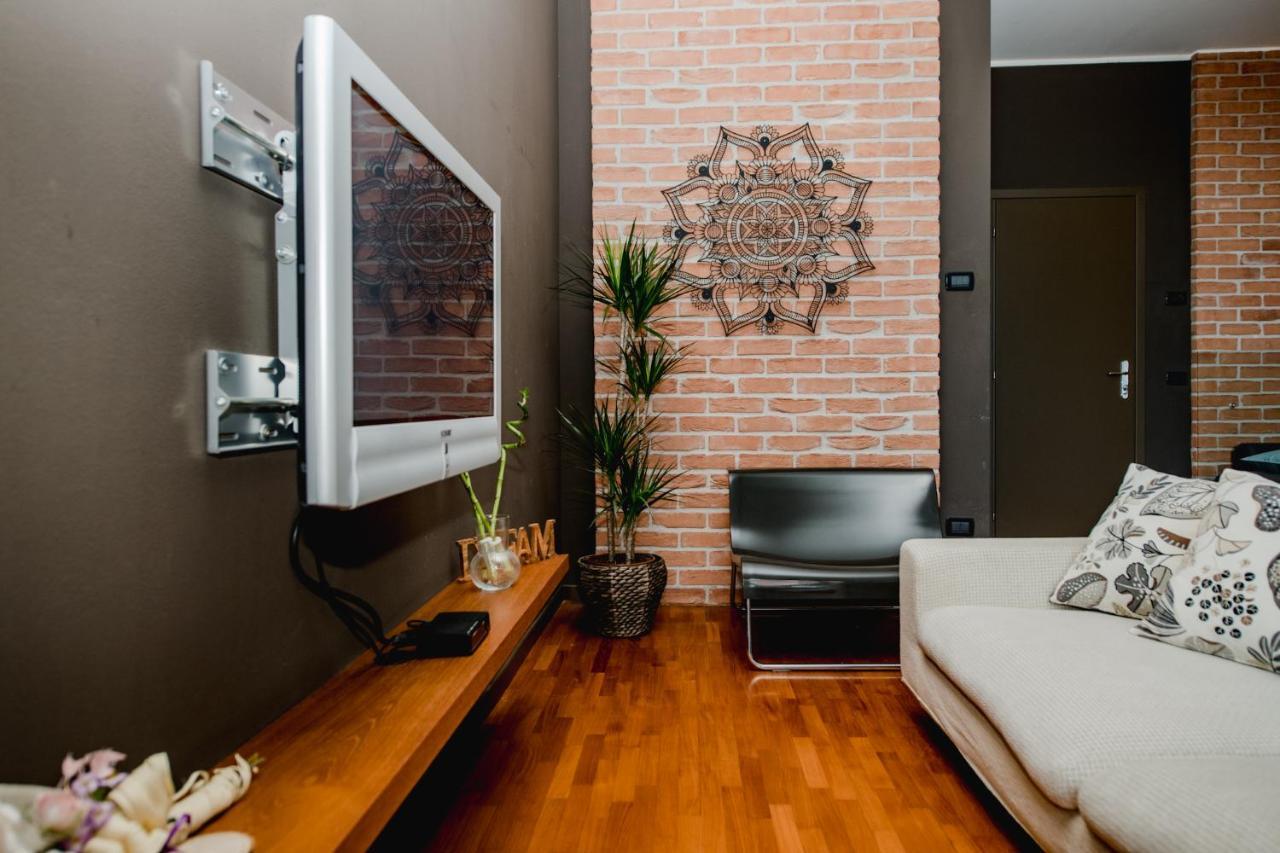 Appartamento Airport The Fan Loft Near Linate Airport+duomo Milano